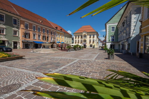Hauptplatz.jpg