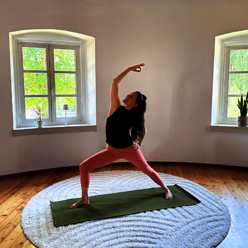 Power Yoga.png
